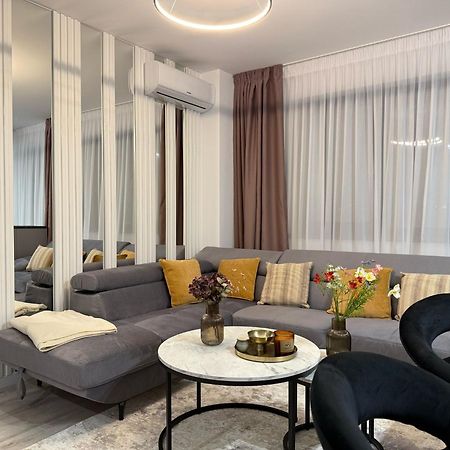 יאשי Luxevibe Apartments Near Mall Moldova מראה חיצוני תמונה