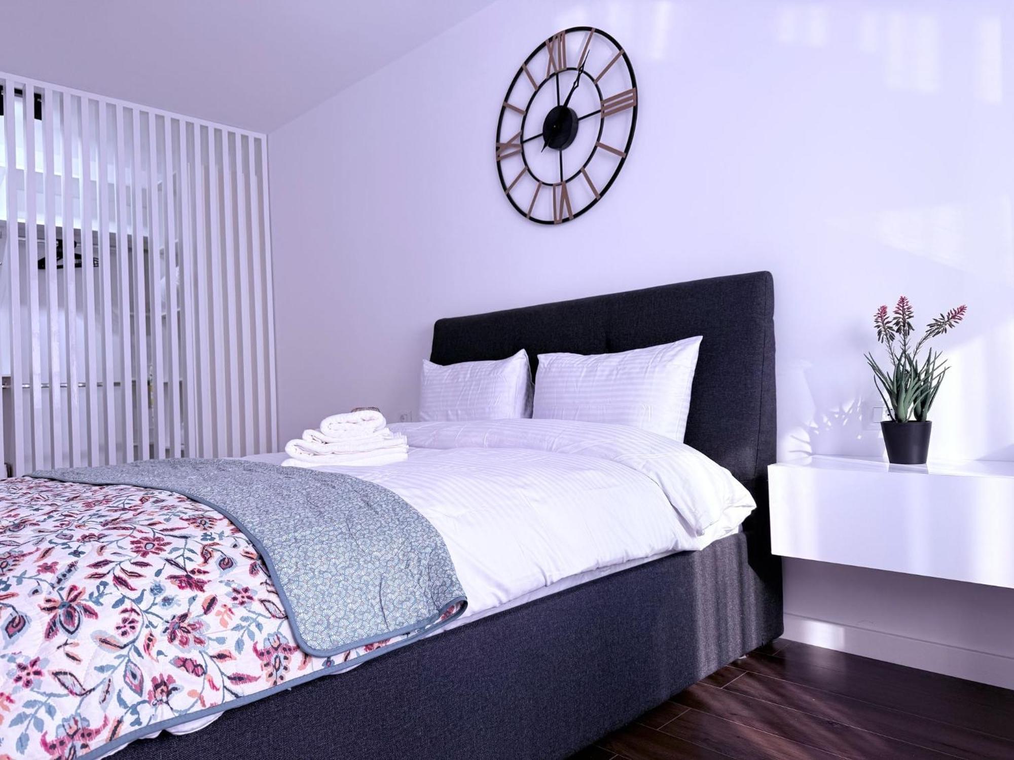 יאשי Luxevibe Apartments Near Mall Moldova מראה חיצוני תמונה