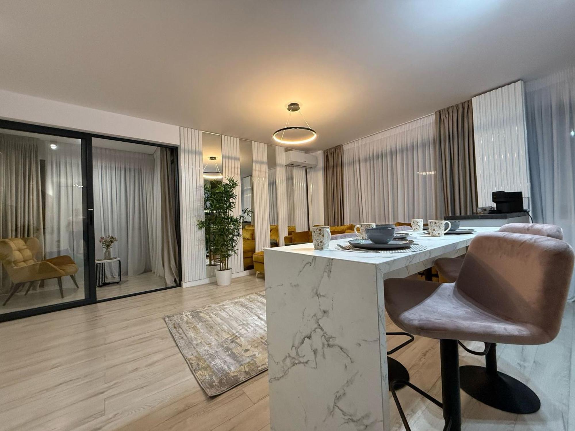 יאשי Luxevibe Apartments Near Mall Moldova מראה חיצוני תמונה