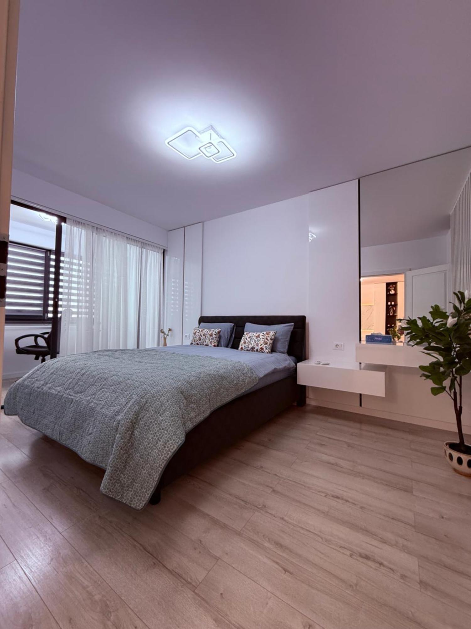 יאשי Luxevibe Apartments Near Mall Moldova מראה חיצוני תמונה